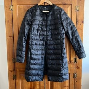 Uniqlo ultralight down, puffer coat black Small